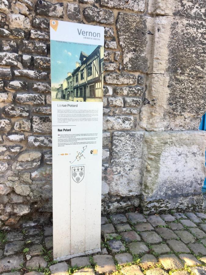 La Petite Duchesse Giverny *